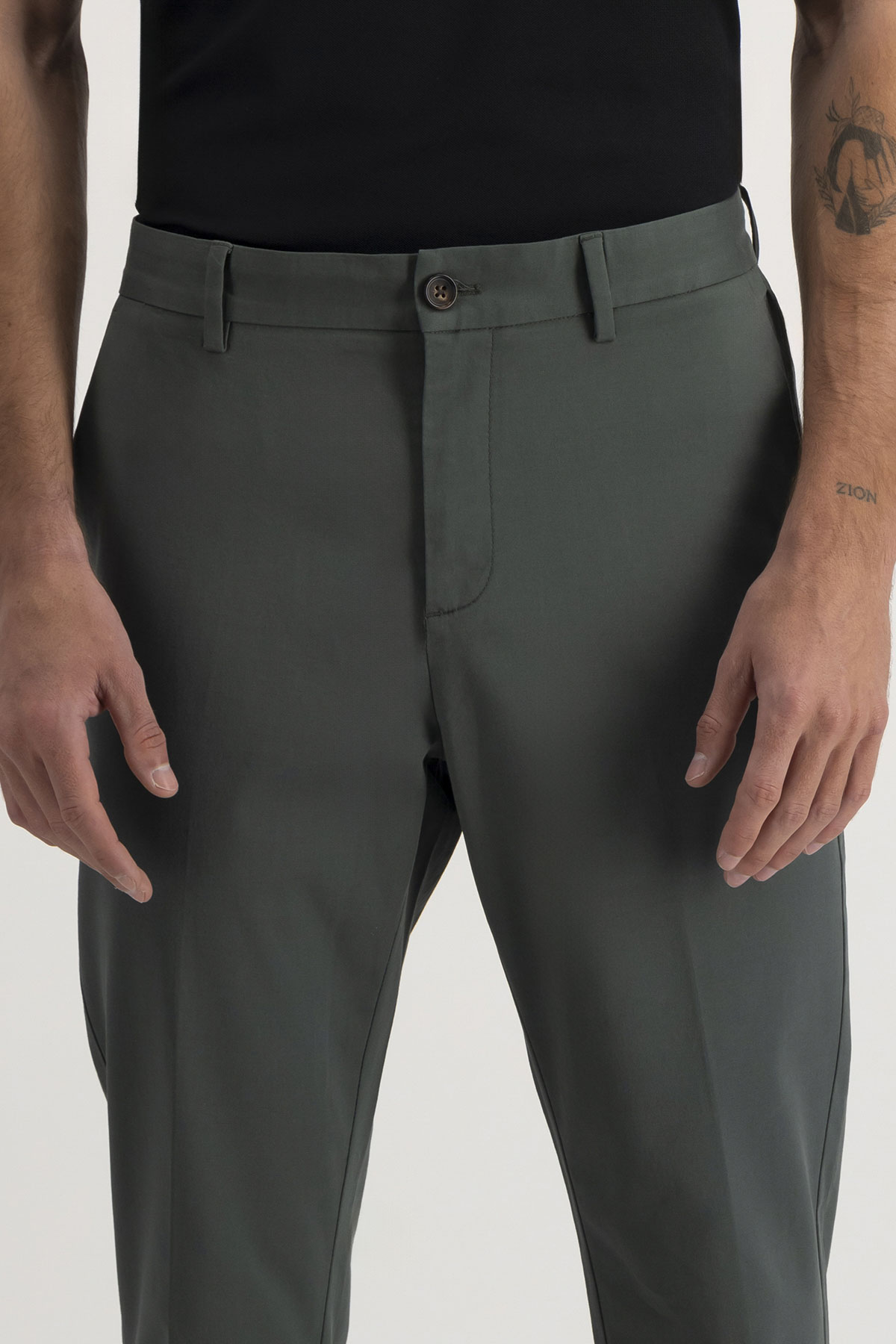 Pantalón Casual Roberts Verde Obscuro Slim Fit