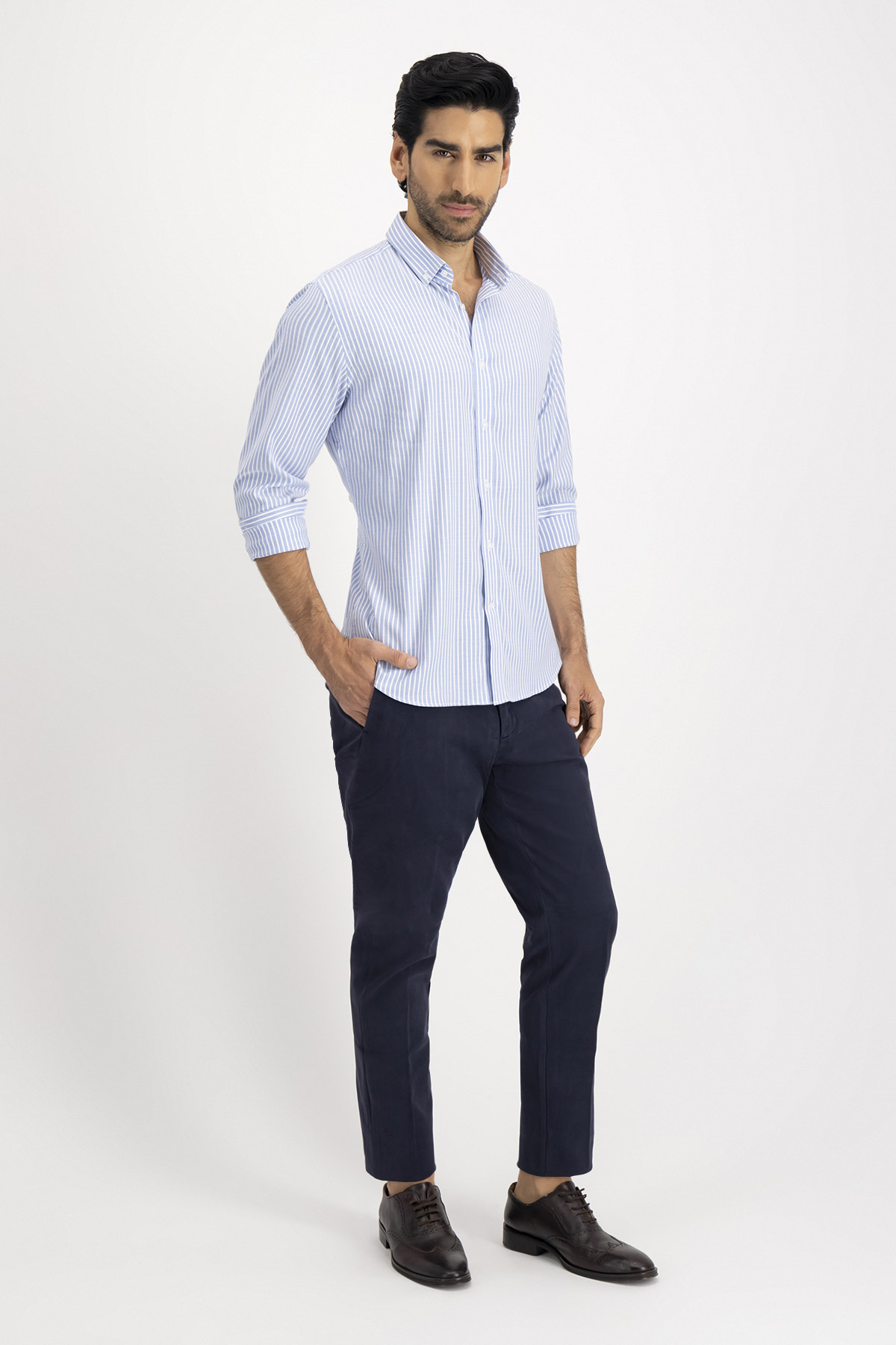 Pantalón Chino Contemporary Fit Azul Marino