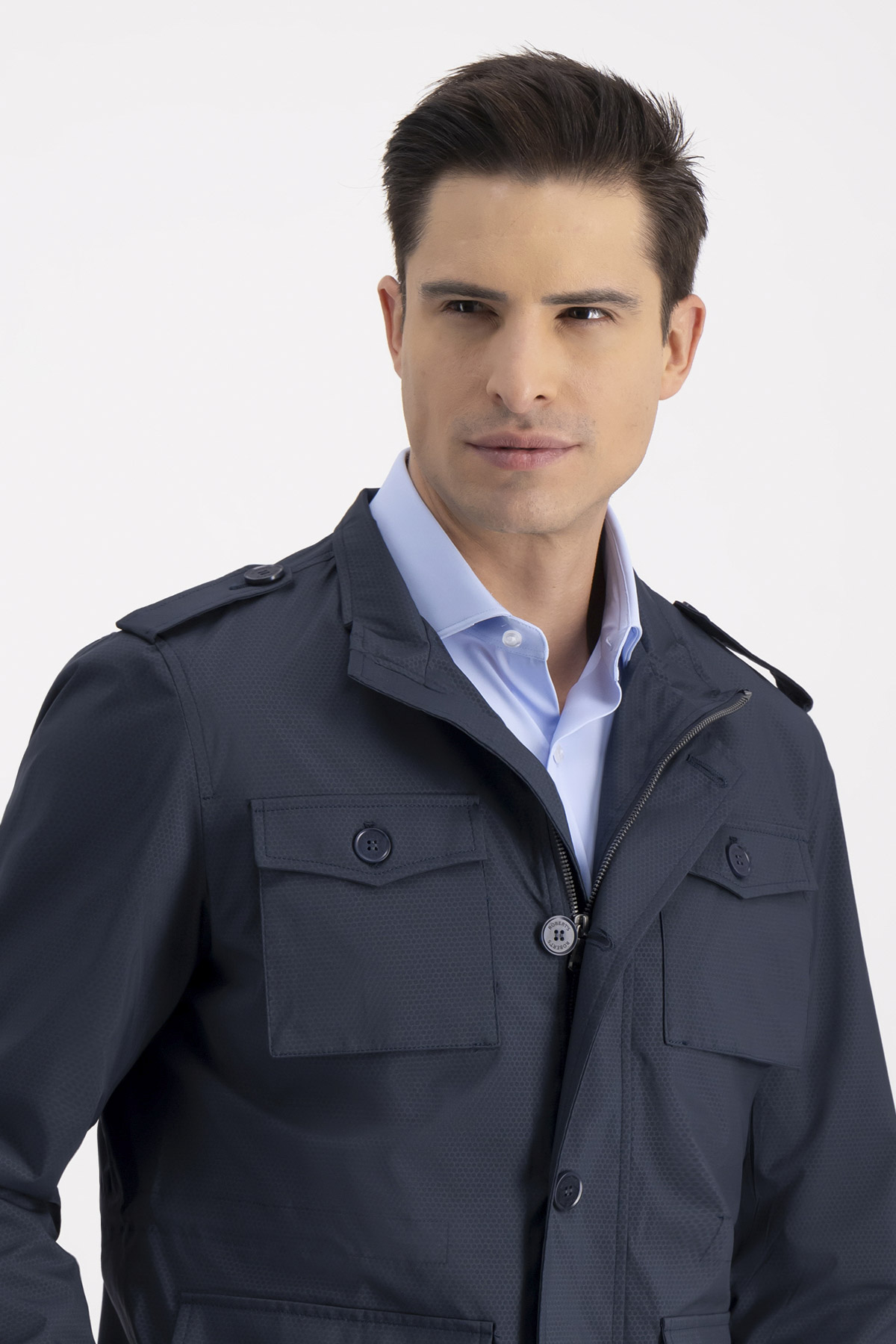 Chamarra LIGHT JACKET Azul Roberts Contemporary Fit