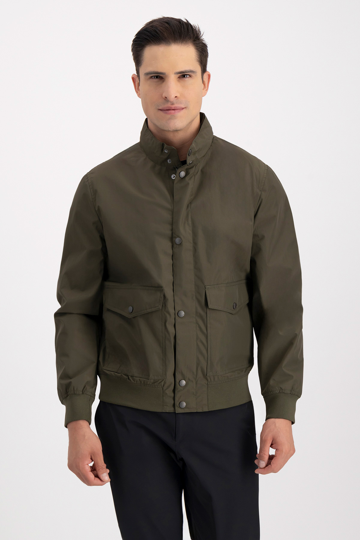 Chamarra LIGHT JACKET Verde Obscuro Roberts Contemporary Fit