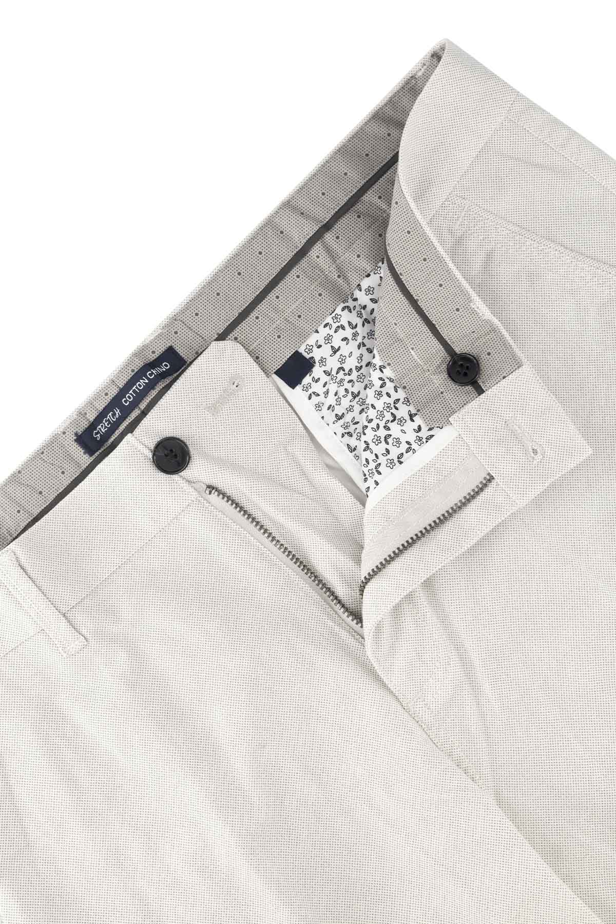 Pantalón Casual Contemporary Fit Gris