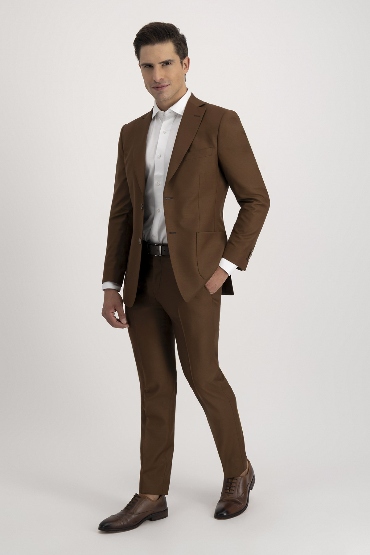 Traje Café Canela Roberts Red Slim Fit