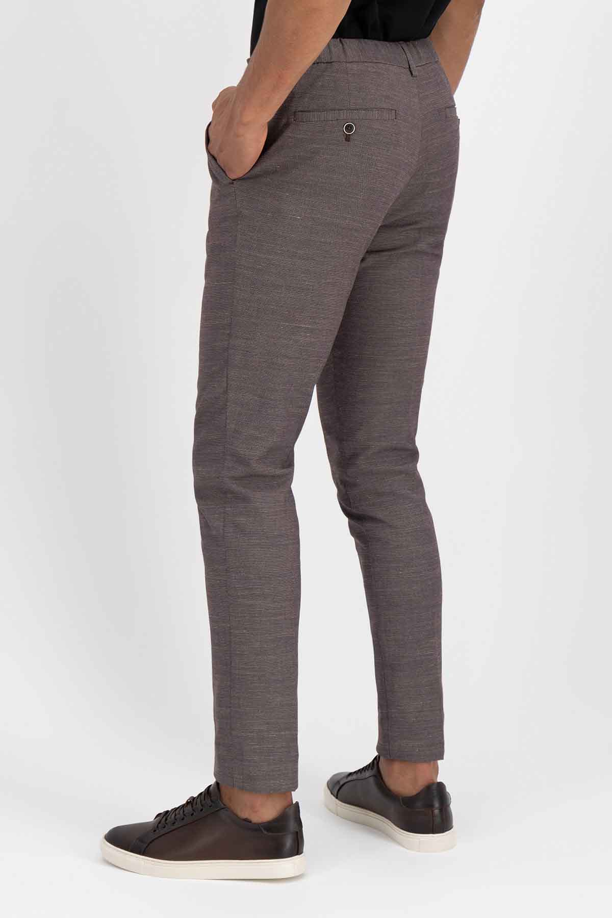 Pantalón Casual Roberts Red Slim Fit