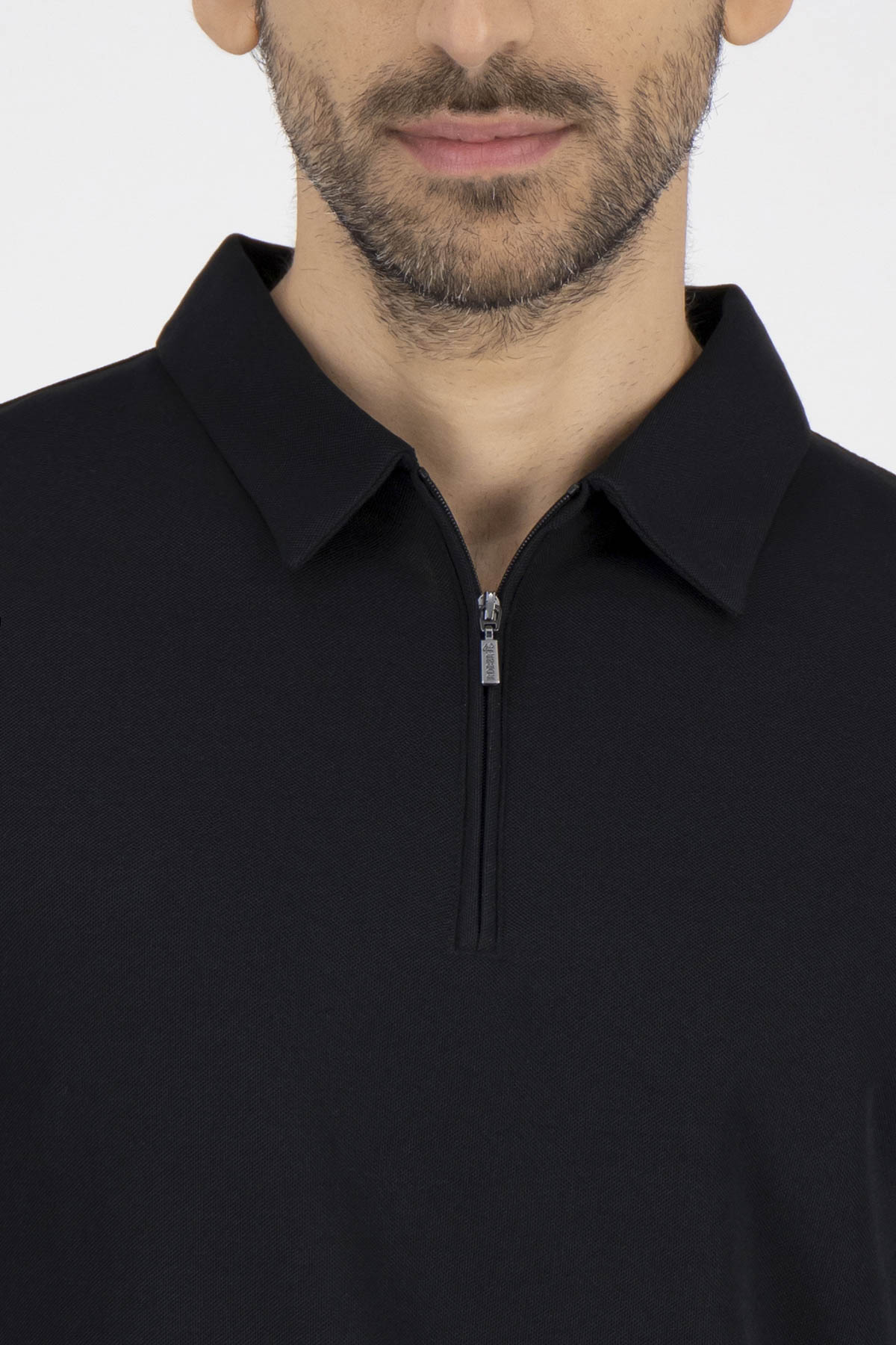 Playera Tipo Polo EZ Care Technology Contemporary Fit Negro