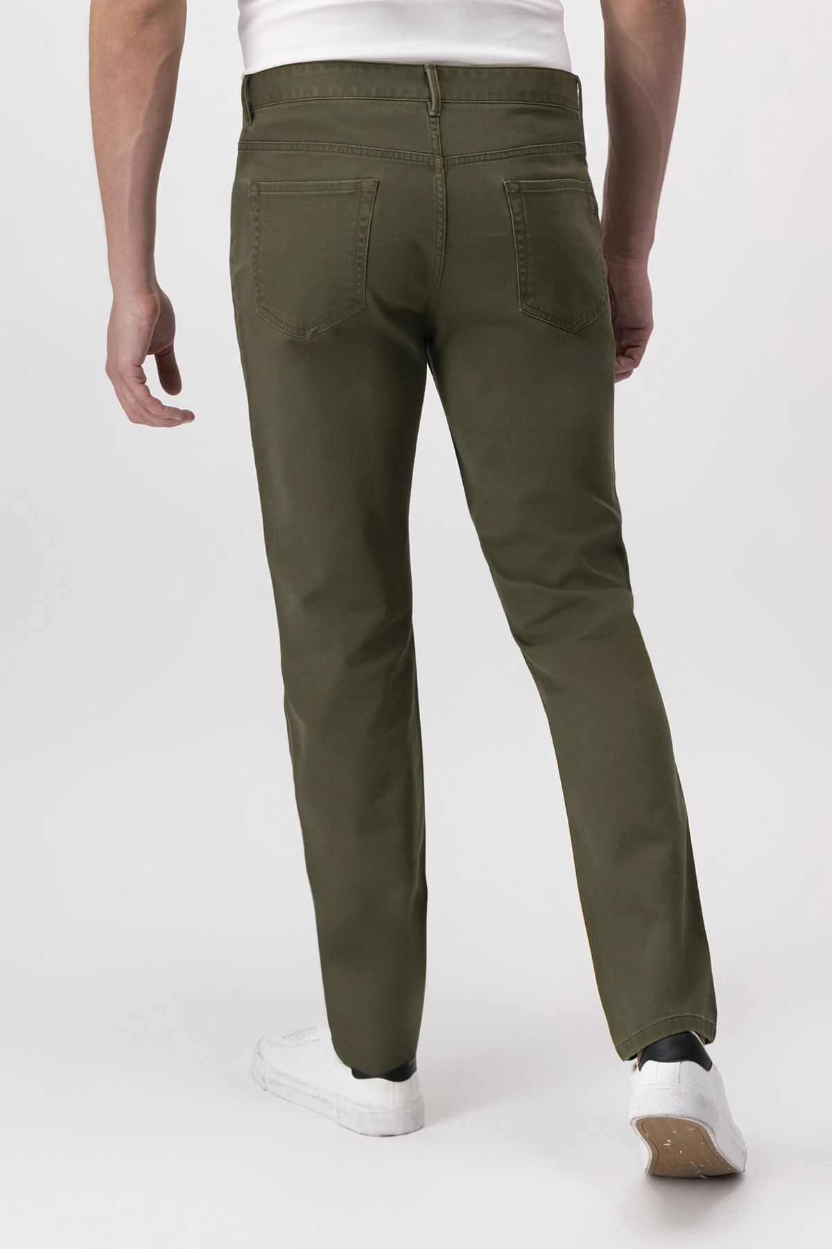 Pantalón Casual Slim Fit