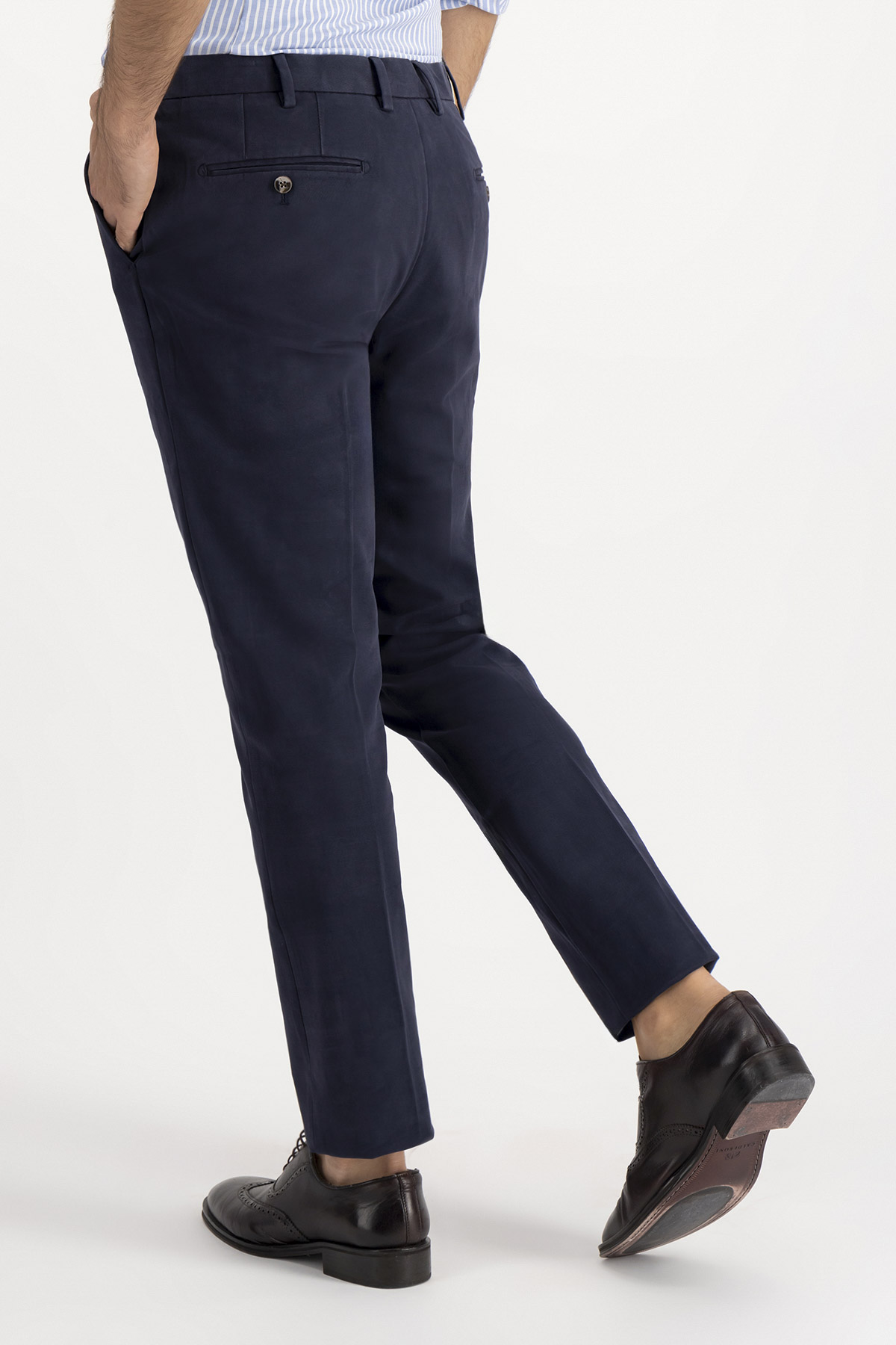 Pantalón Chino Contemporary Fit Azul Marino