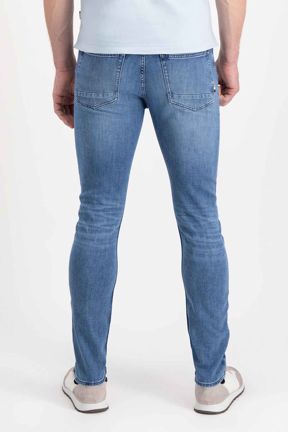 VAQUEROS SLIM FIT EN DENIM ELÁSTICO AZUL SUPERSUAVE