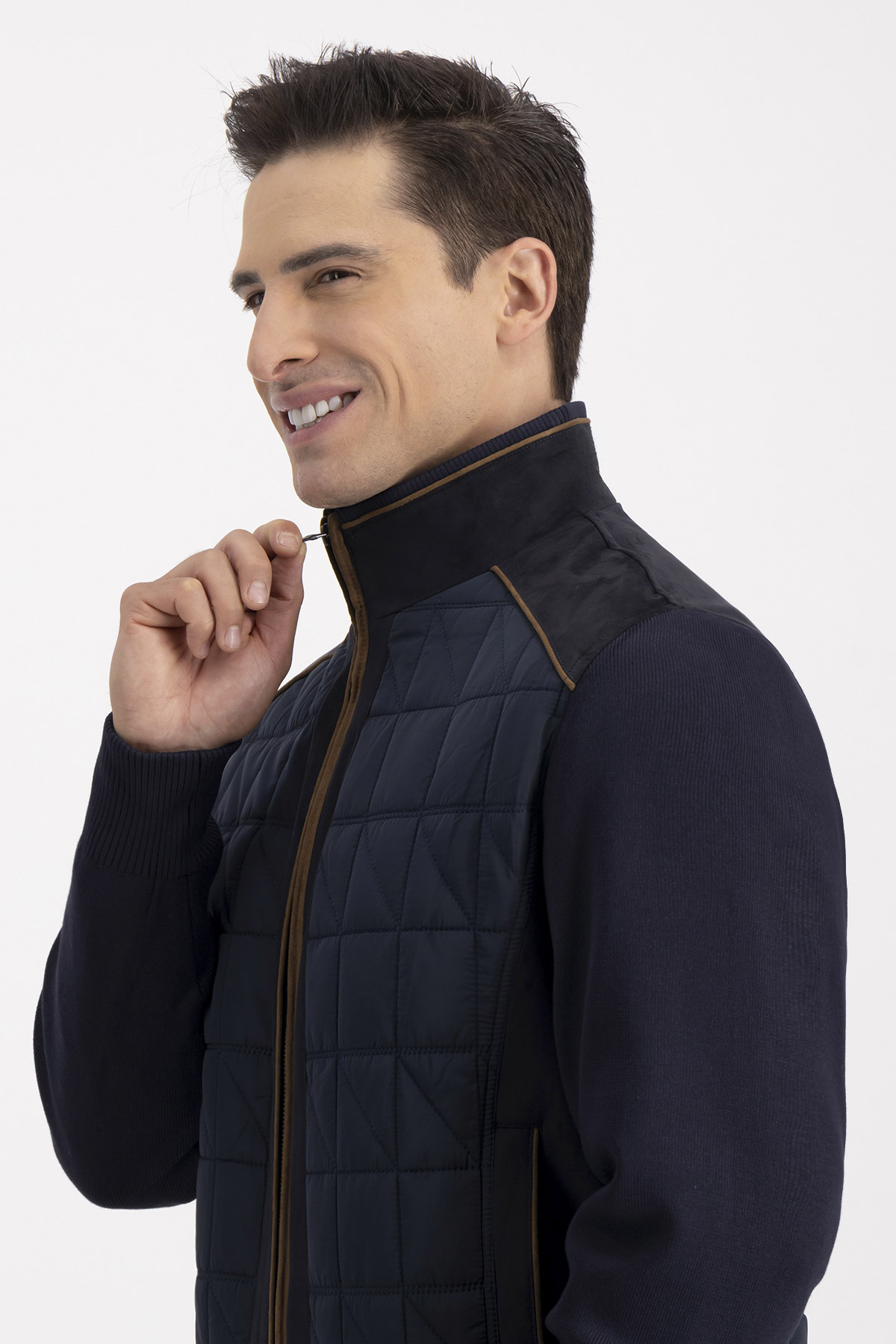 Chamarra KNIT JACKET Azul Acero Roberts Contemporary Fit