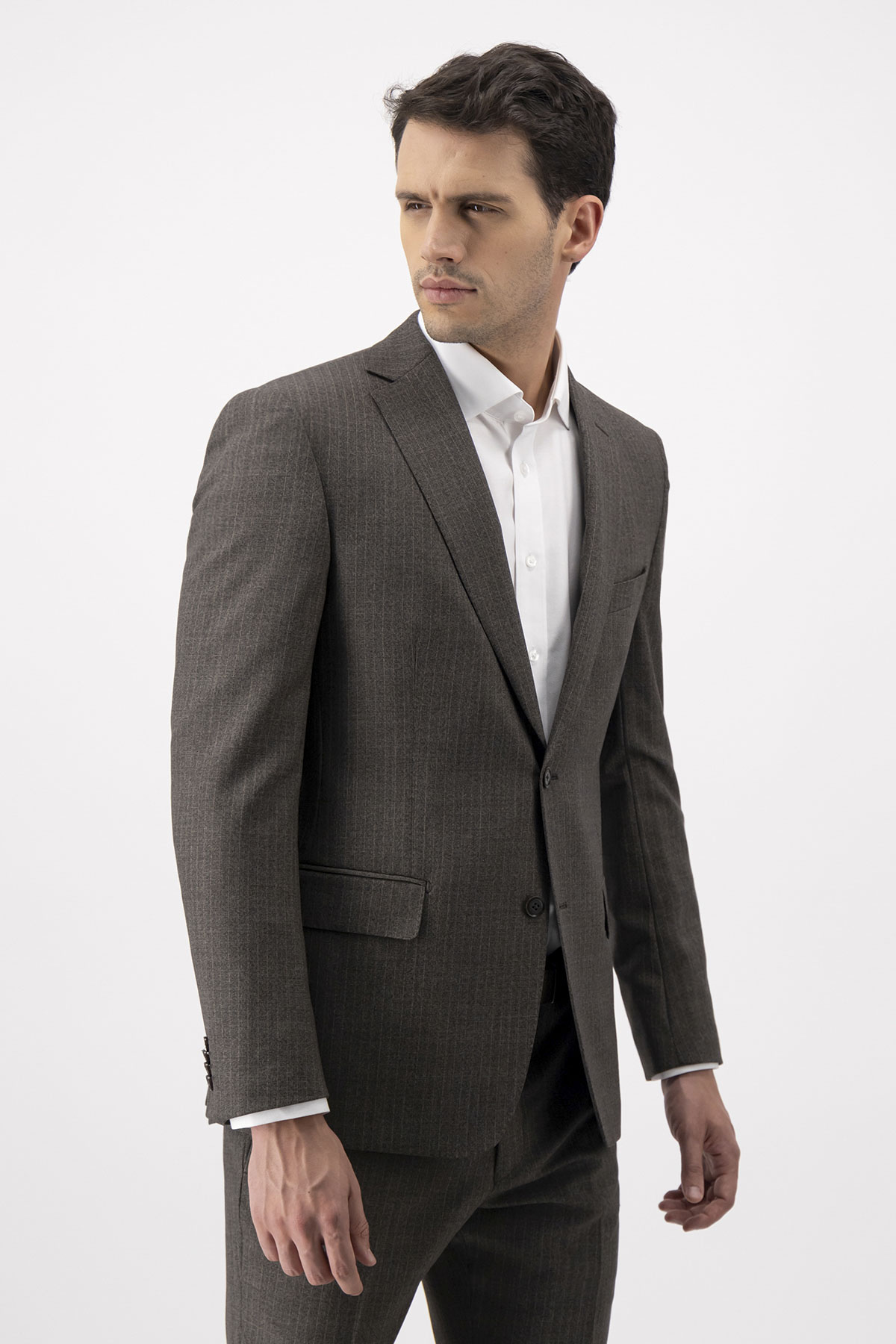 Traje Slim Fit Café