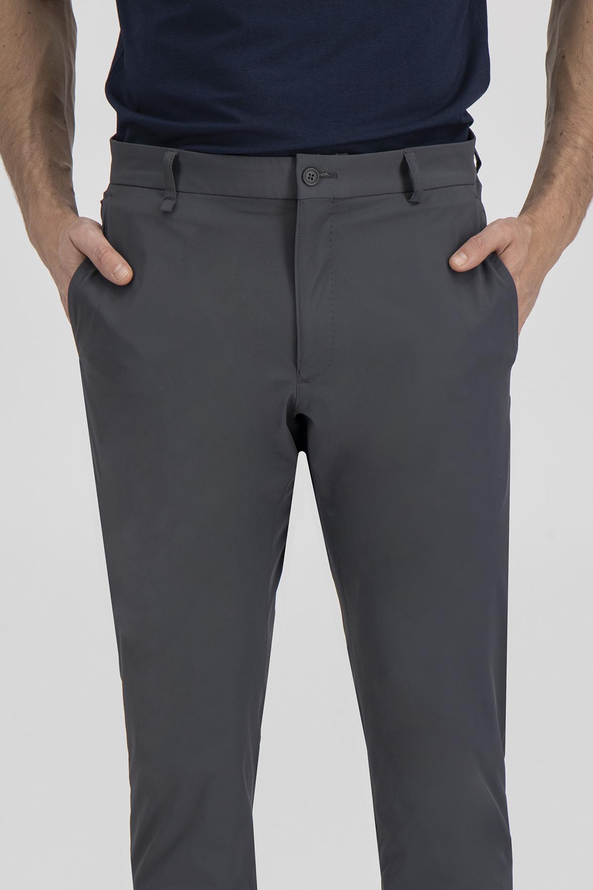 Pantalón Casual Roberts Red Color Plata Slim Fit